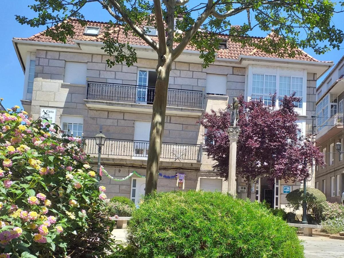 A Casa da Herba Redondela Luaran gambar